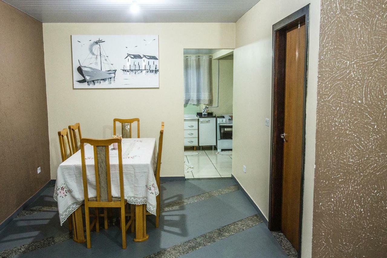 Casa Grande Com 2 Quartos E 1 Holiday home Foz do Iguacu